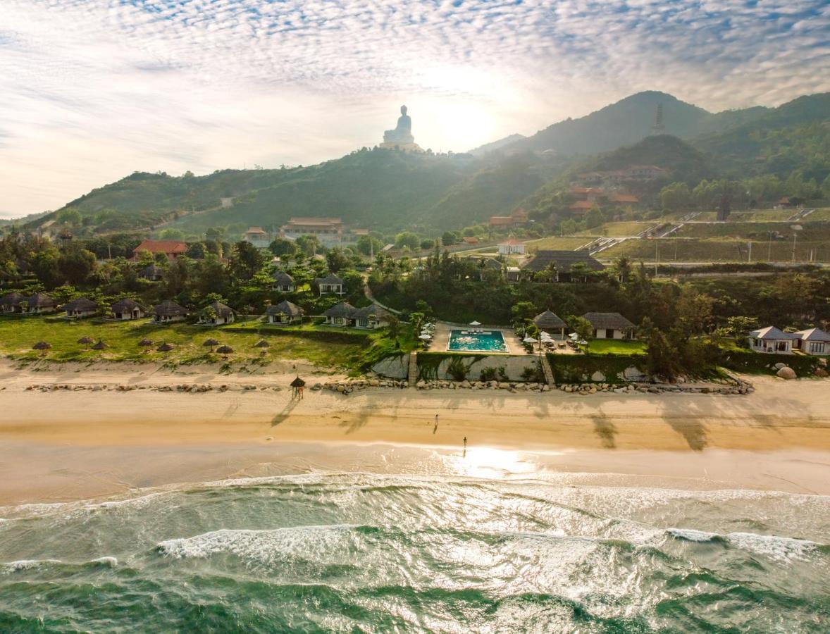 Crown Retreat Quy Nhon Resort Экстерьер фото