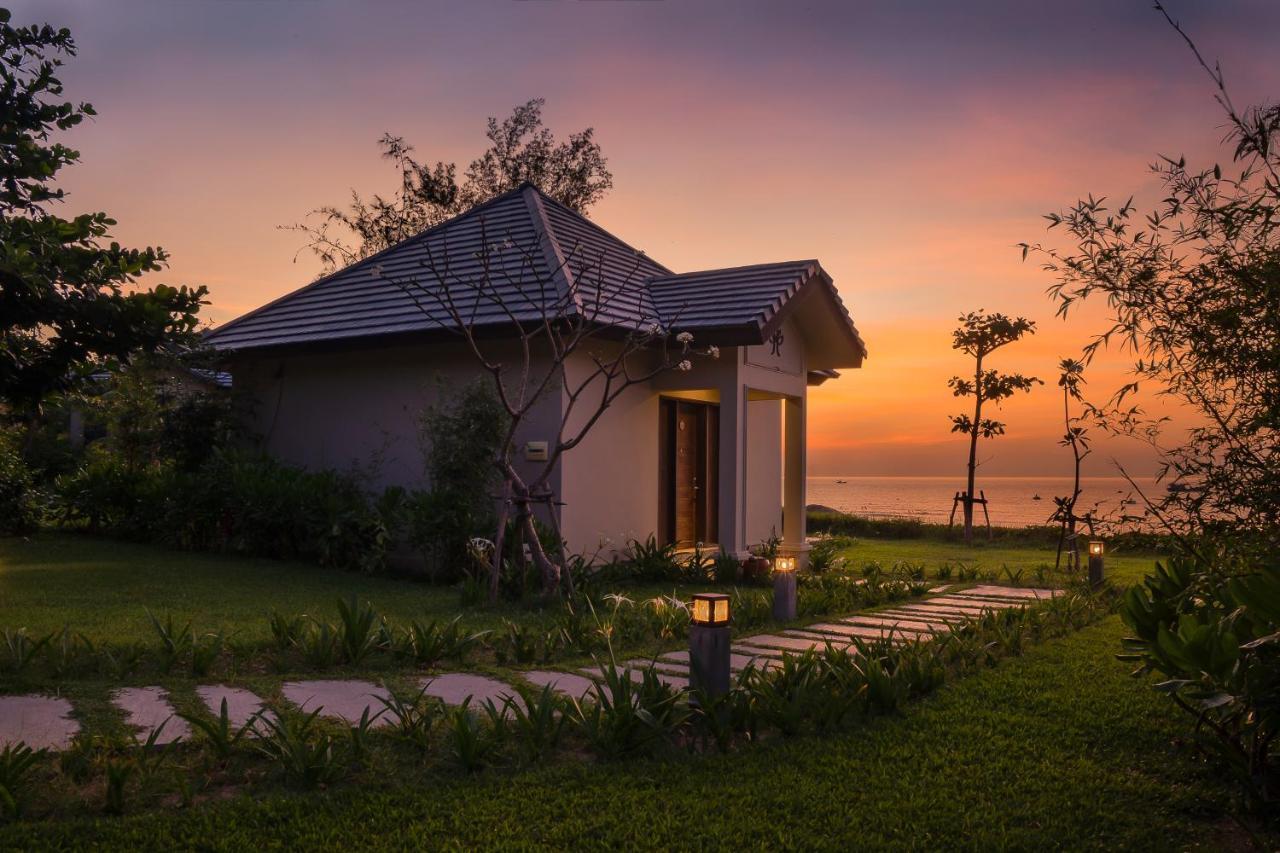 Crown Retreat Quy Nhon Resort Экстерьер фото