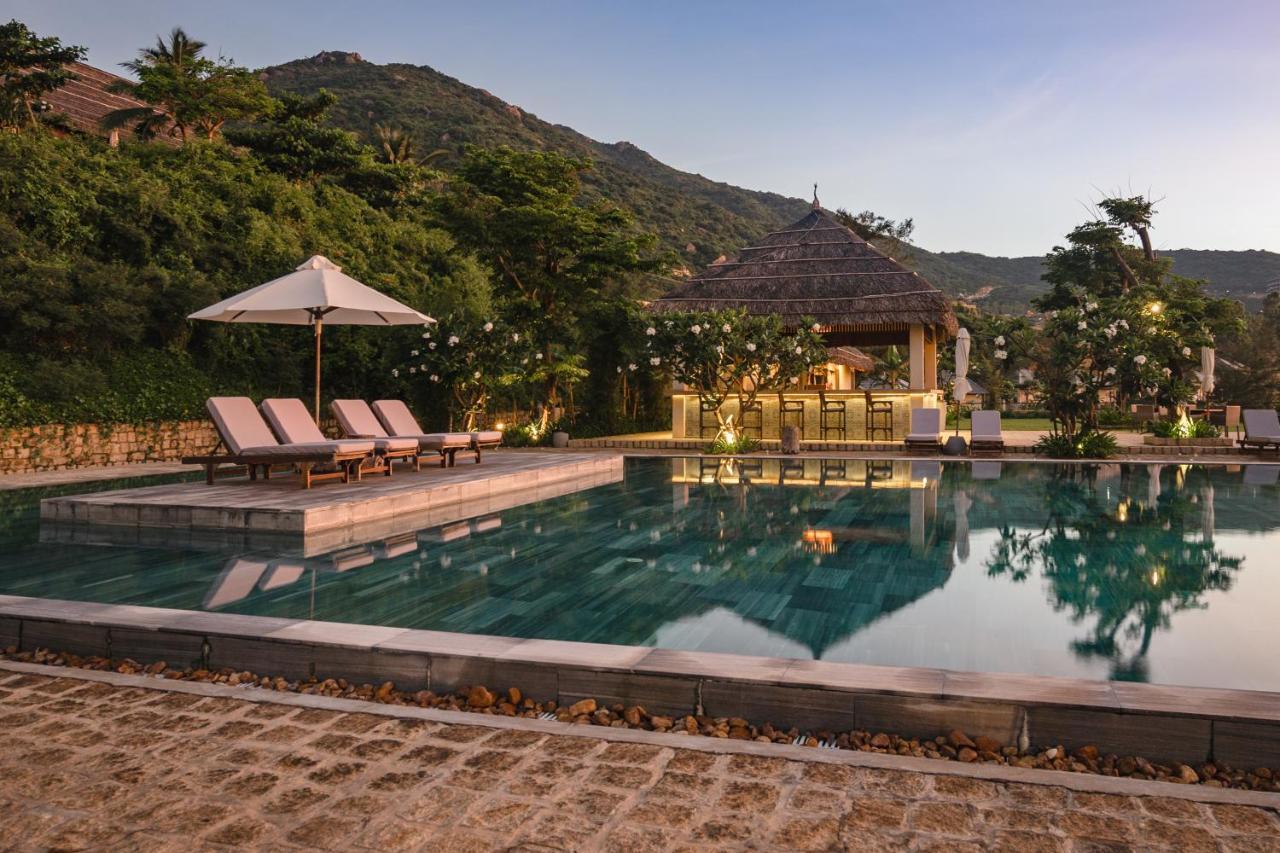 Crown Retreat Quy Nhon Resort Экстерьер фото