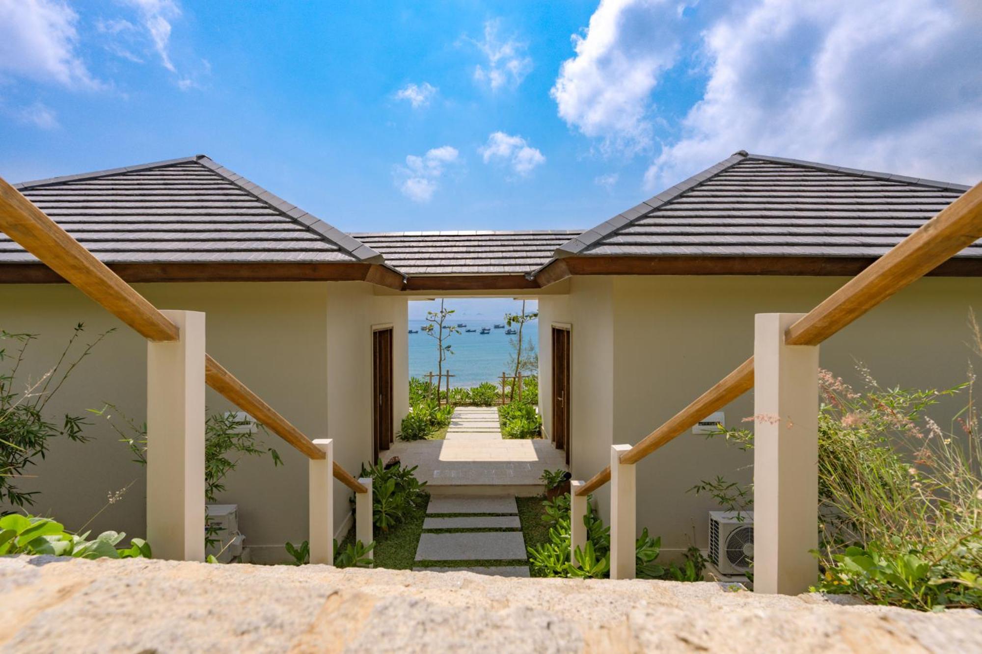 Crown Retreat Quy Nhon Resort Экстерьер фото