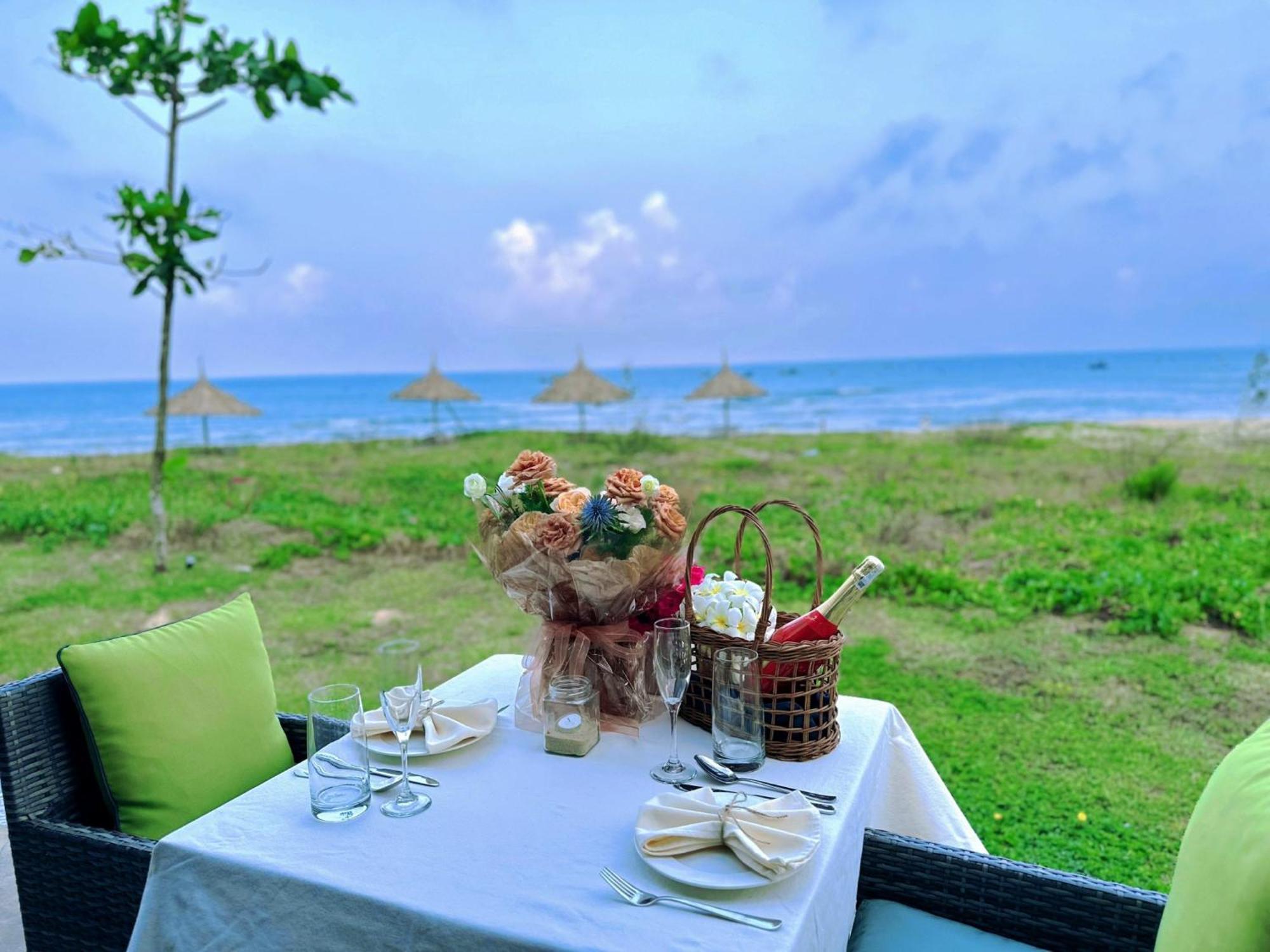 Crown Retreat Quy Nhon Resort Экстерьер фото