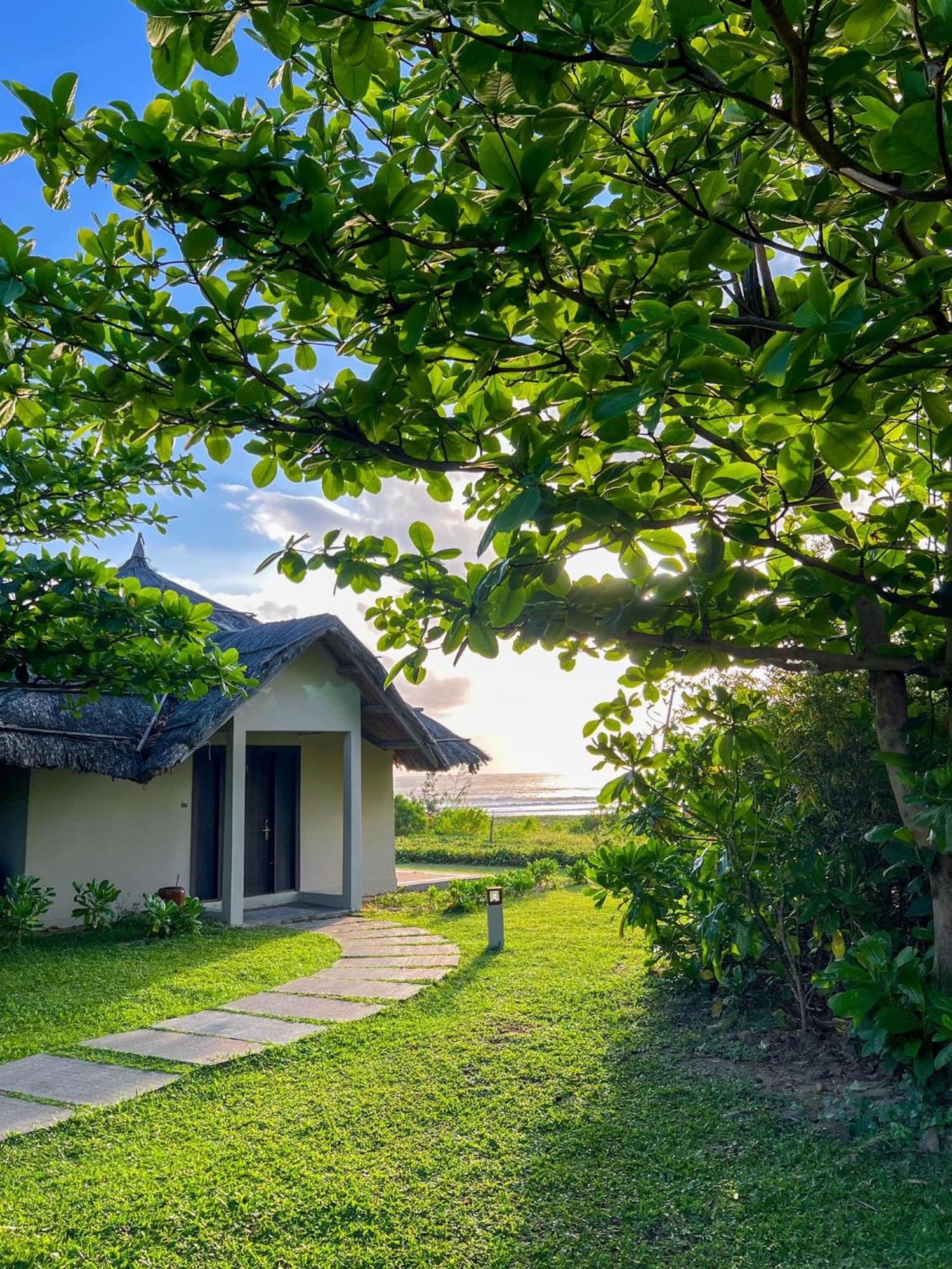 Crown Retreat Quy Nhon Resort Экстерьер фото